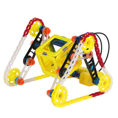 3D-Konstruktion Magnetische Bauspielzeug Dreiecksauto mit ferngesteuerten Motor