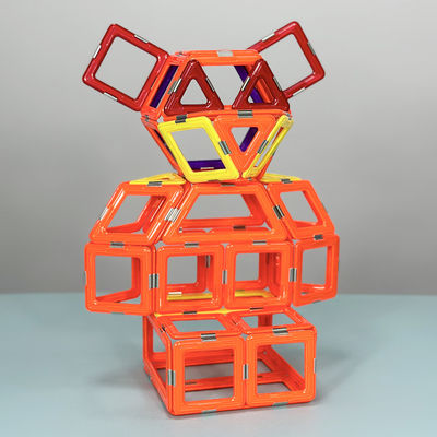 Magnetische Fliesenmontage mit vielseitigen Formen für Tiere und Pflanzen 3D Bär