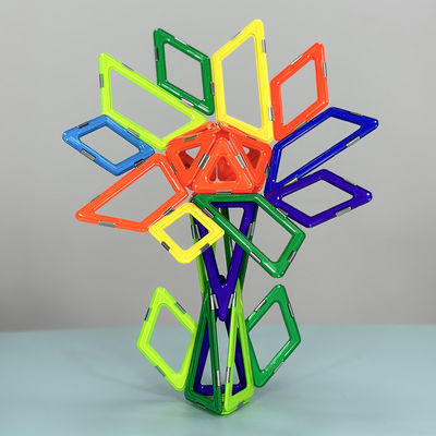 Farbenfrohe Blumen Magnetische geometrische Fliesen Magnetische Bausteine für 3-Jährige