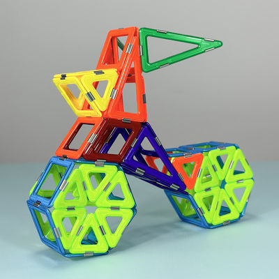 Magnetische Fliesenmontage Vielseitiges Design für Transportfahrzeuge Kleines Motorrad